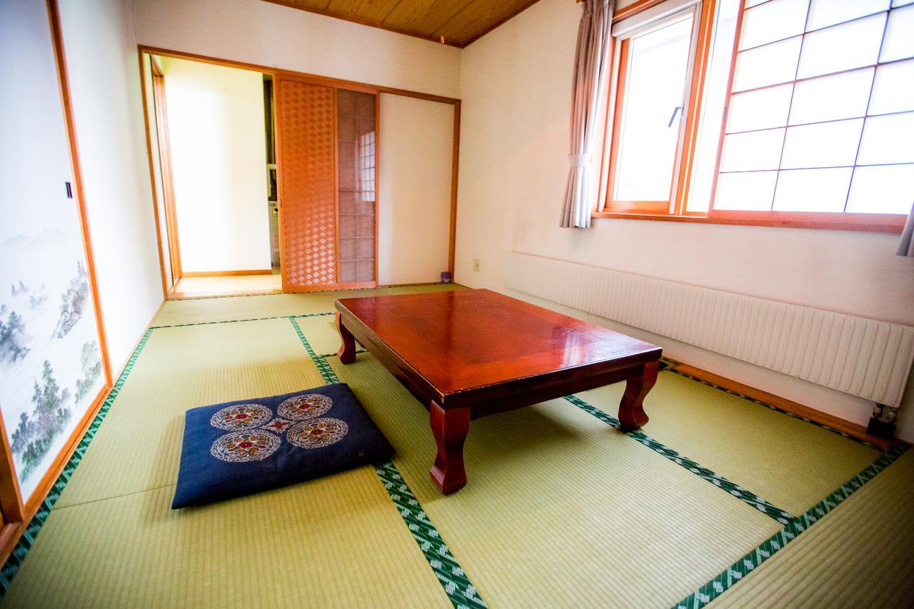 Rusutsu Lodges Pension Lilla Huset Niseko Dış mekan fotoğraf